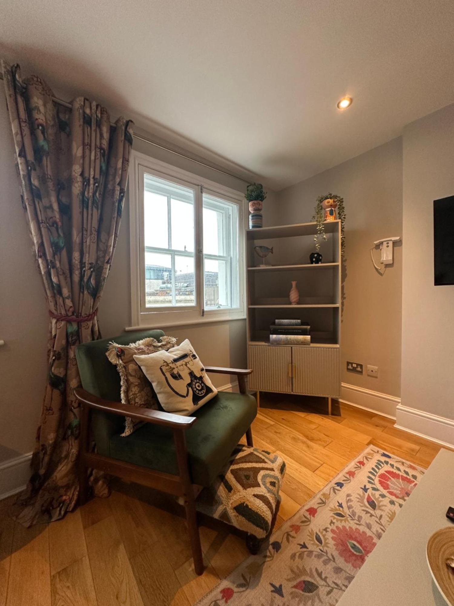Stylish Flat Minutes From Covent Garden - West End London Kültér fotó