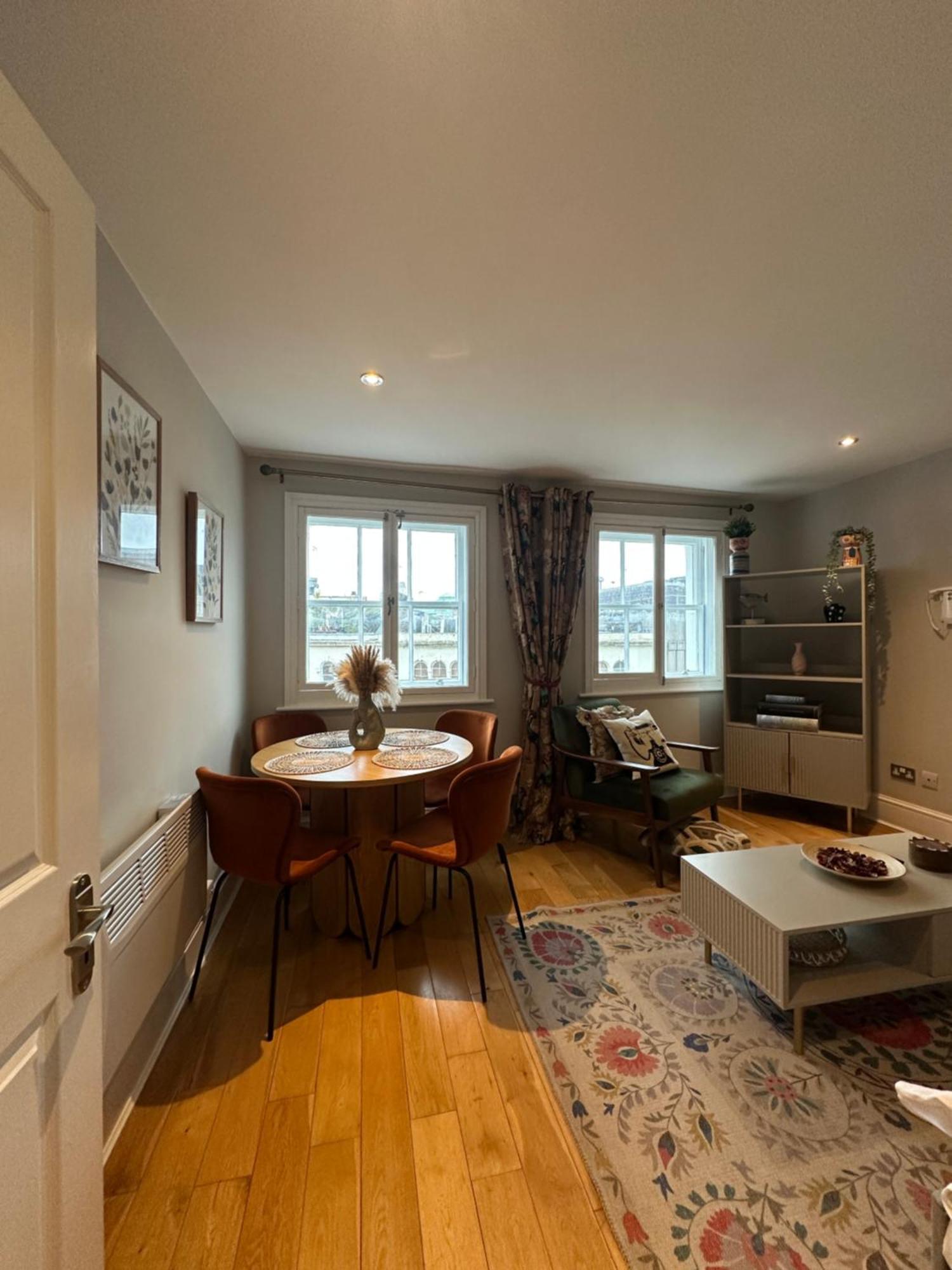 Stylish Flat Minutes From Covent Garden - West End London Kültér fotó