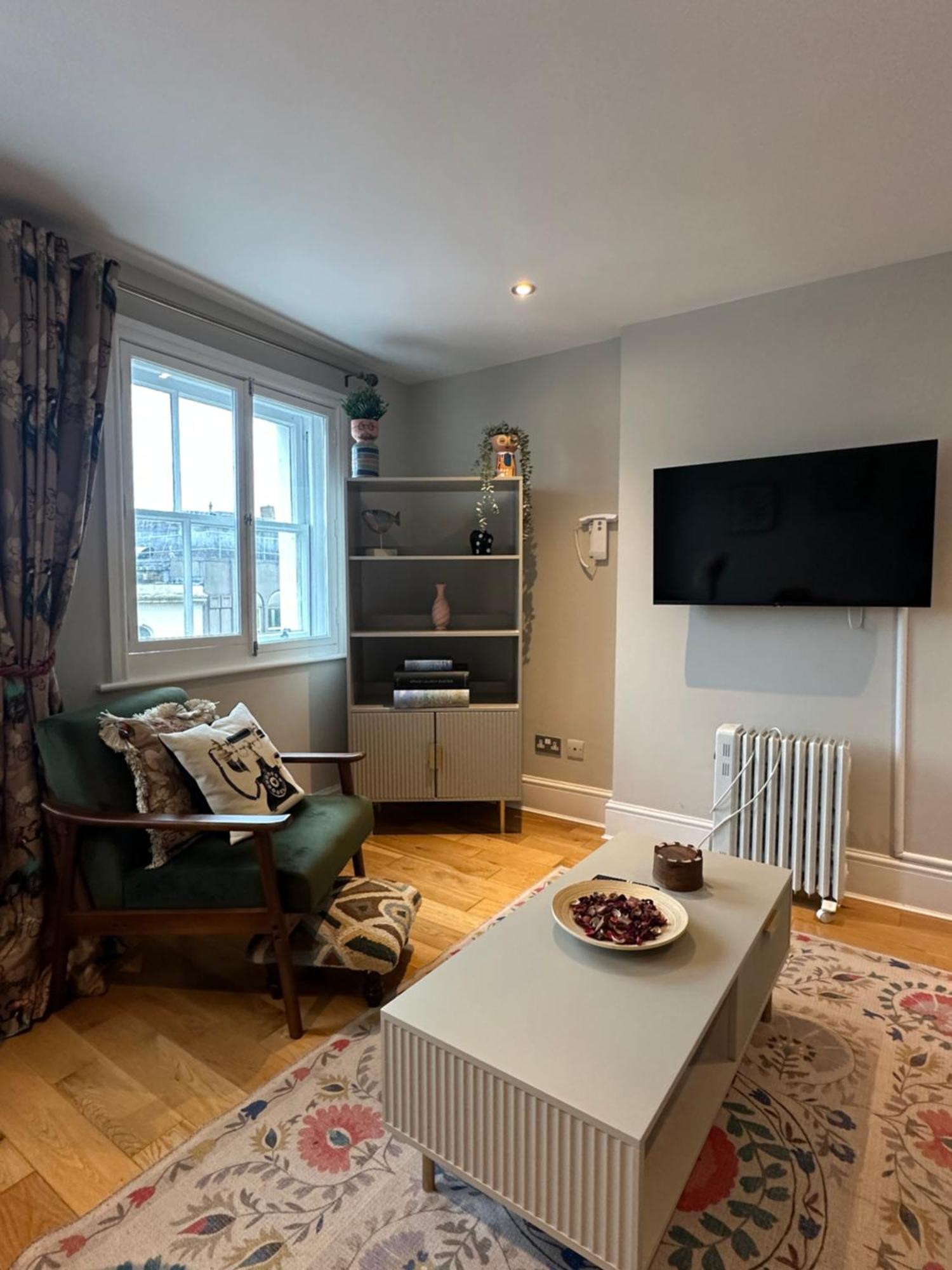 Stylish Flat Minutes From Covent Garden - West End London Kültér fotó